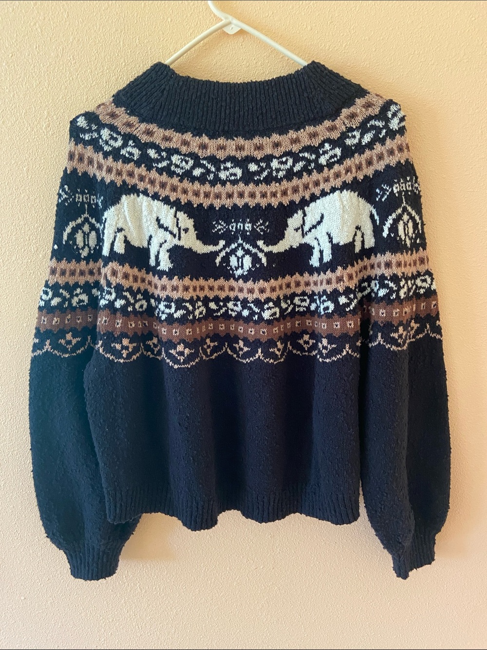 Women’s Free People Nellie Elephant Fair Isle Sweater in Black, Size Small - Picture 2 of 9